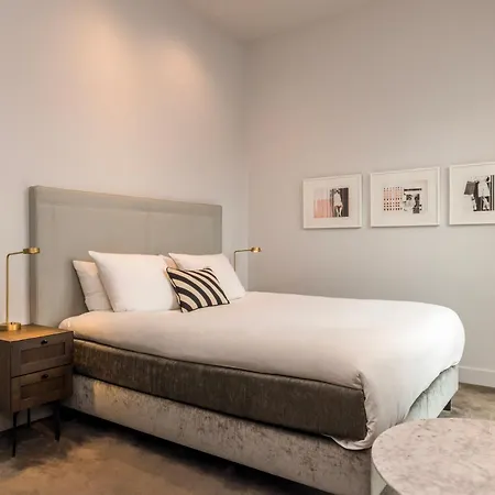 Maison Elle Hotell 4*