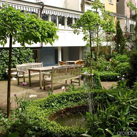 Maison Elle Hotel 4*