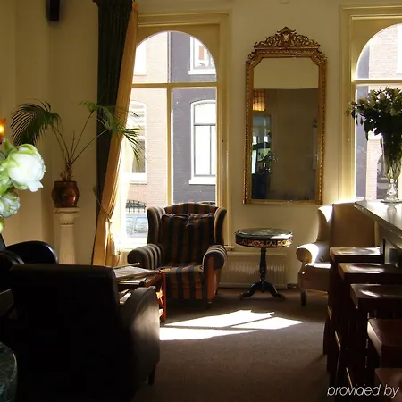 Maison Elle Hotel